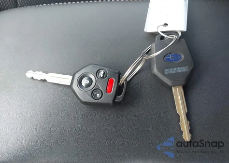 2017 Subaru Outback 2.5I Premium z USA, uszkodzony, nr VIN 4S4BSACC6H3387853